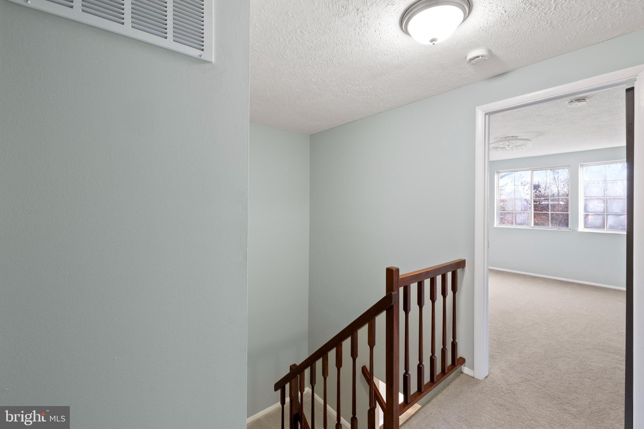 OAK SPRINGS - Residential