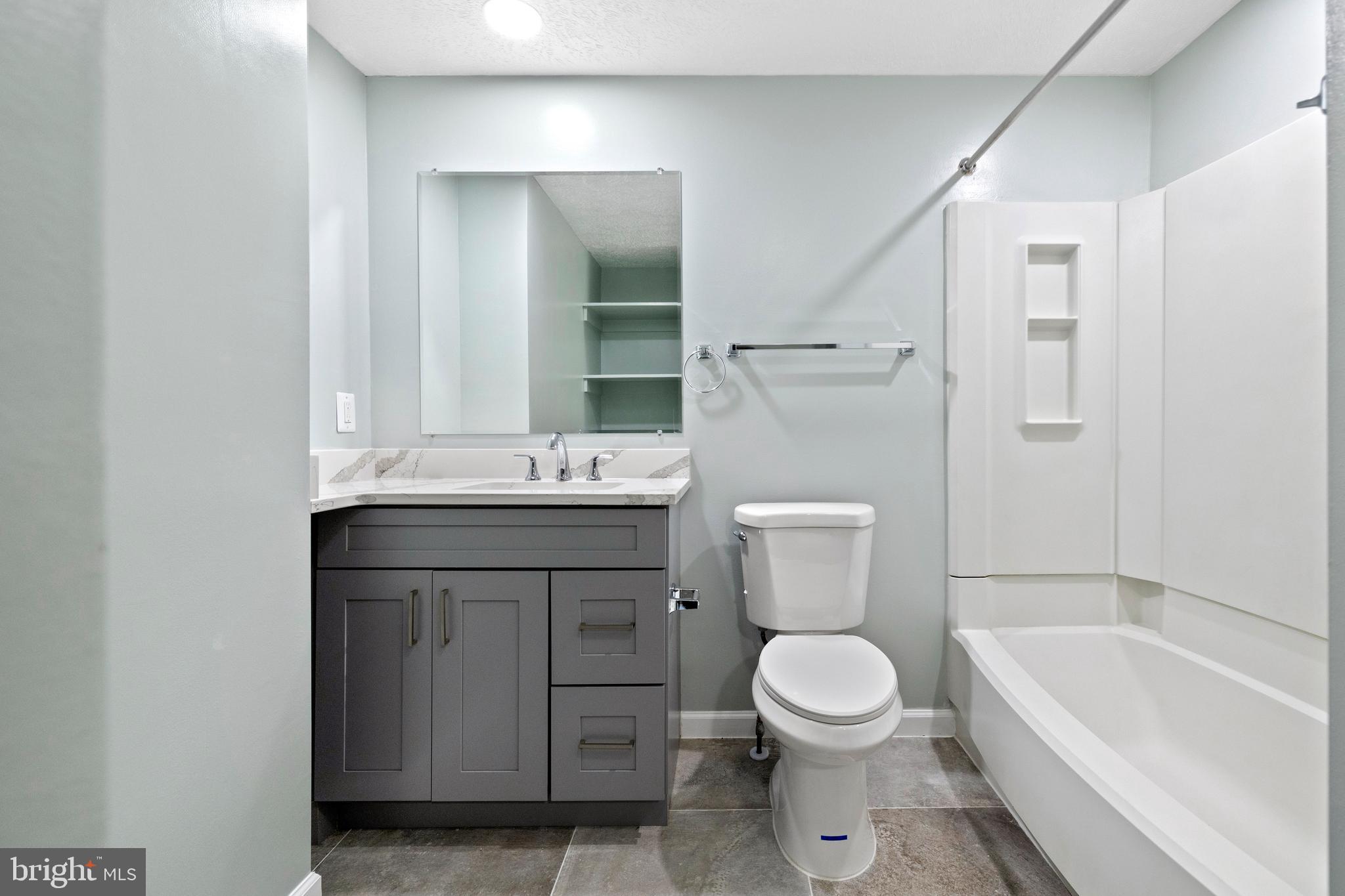 OAK SPRINGS - Residential