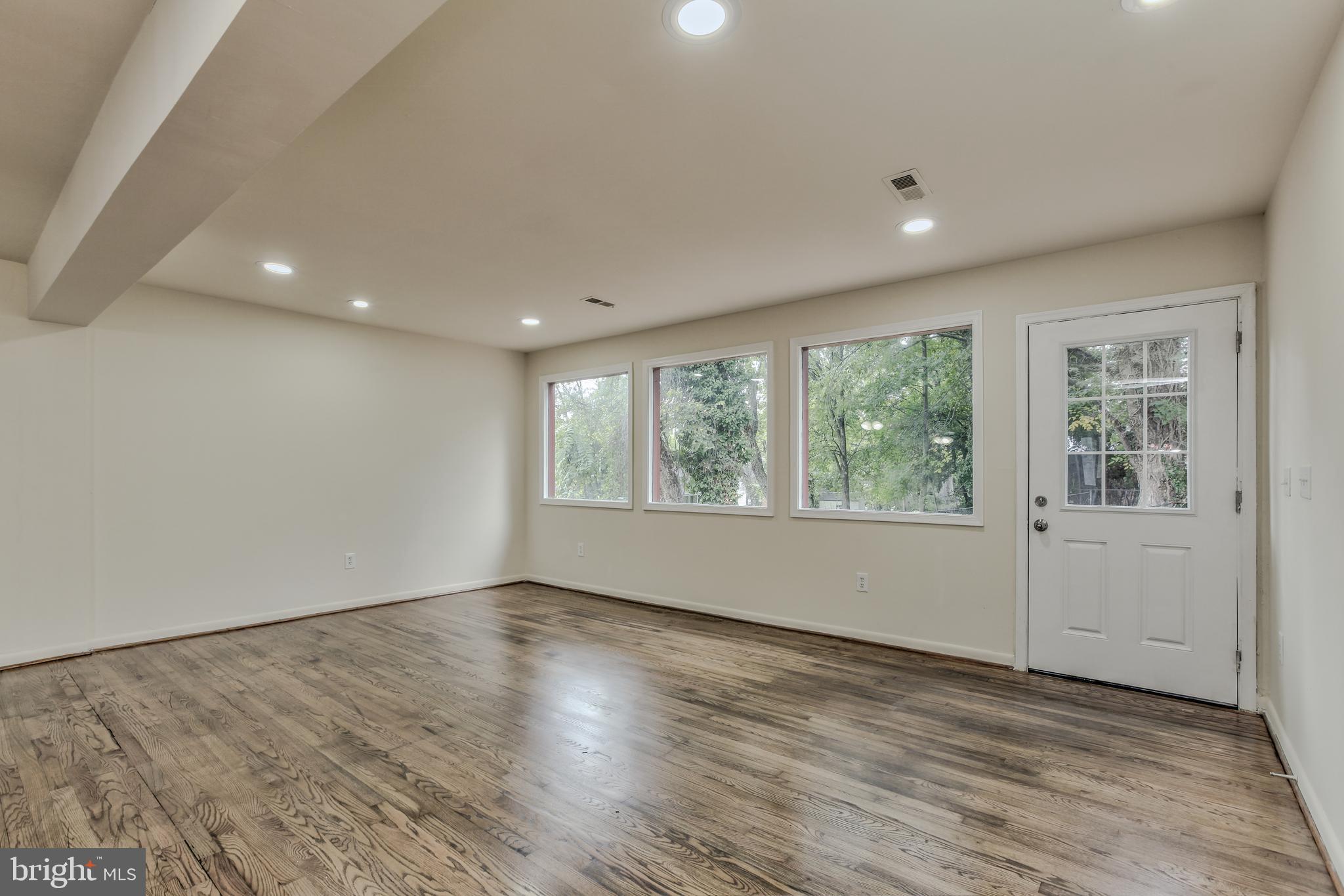 TWINBROOK - Residential