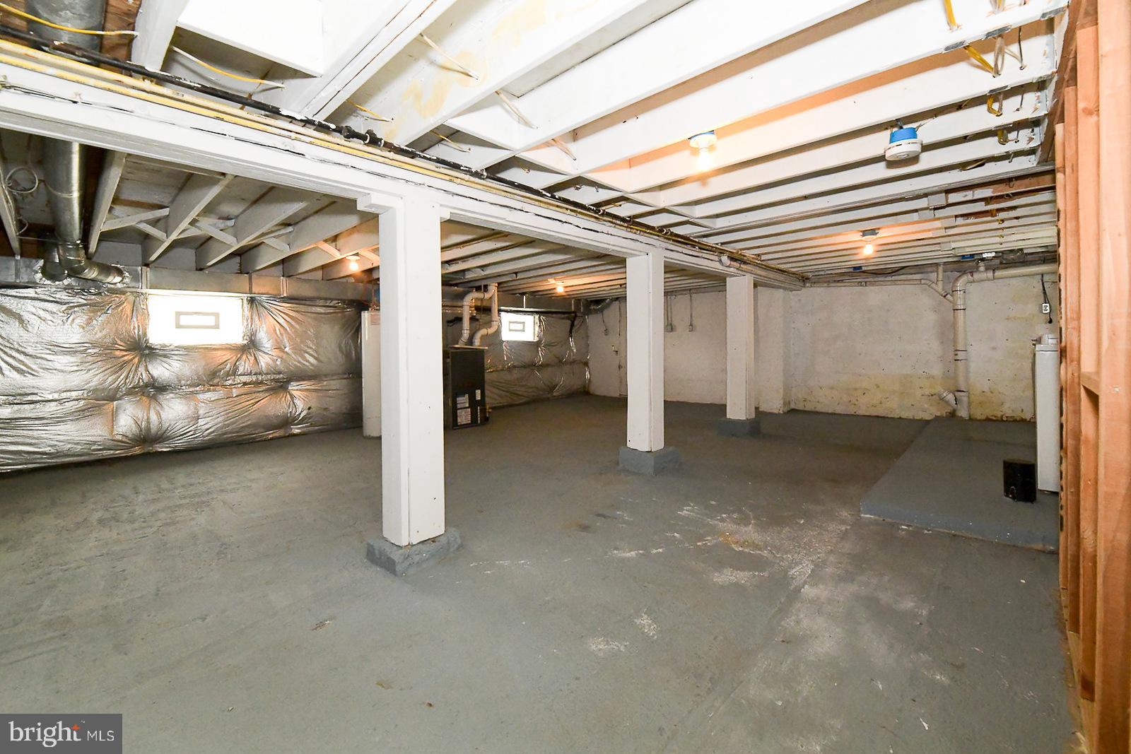 HARBOR VIEW - Residential Lease