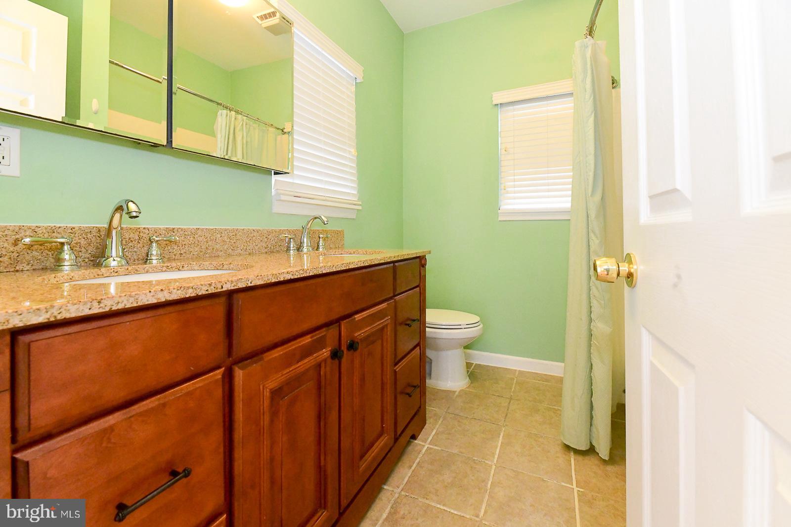 HARBOR VIEW - Residential Lease