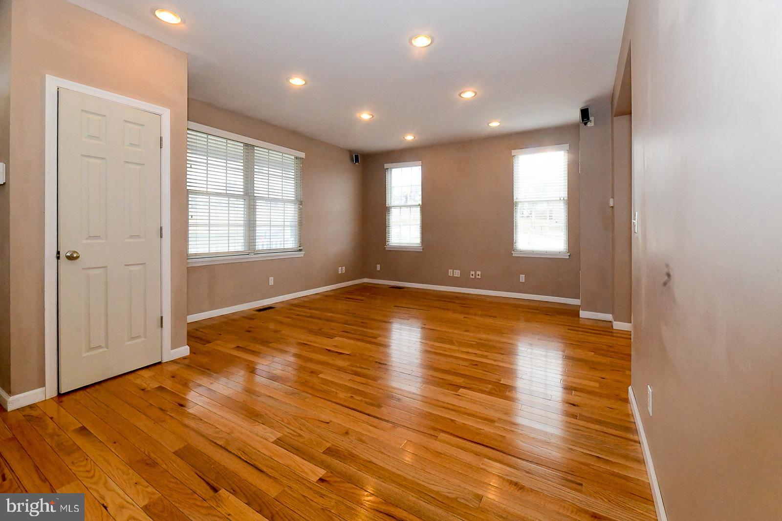 HARBOR VIEW - Residential Lease