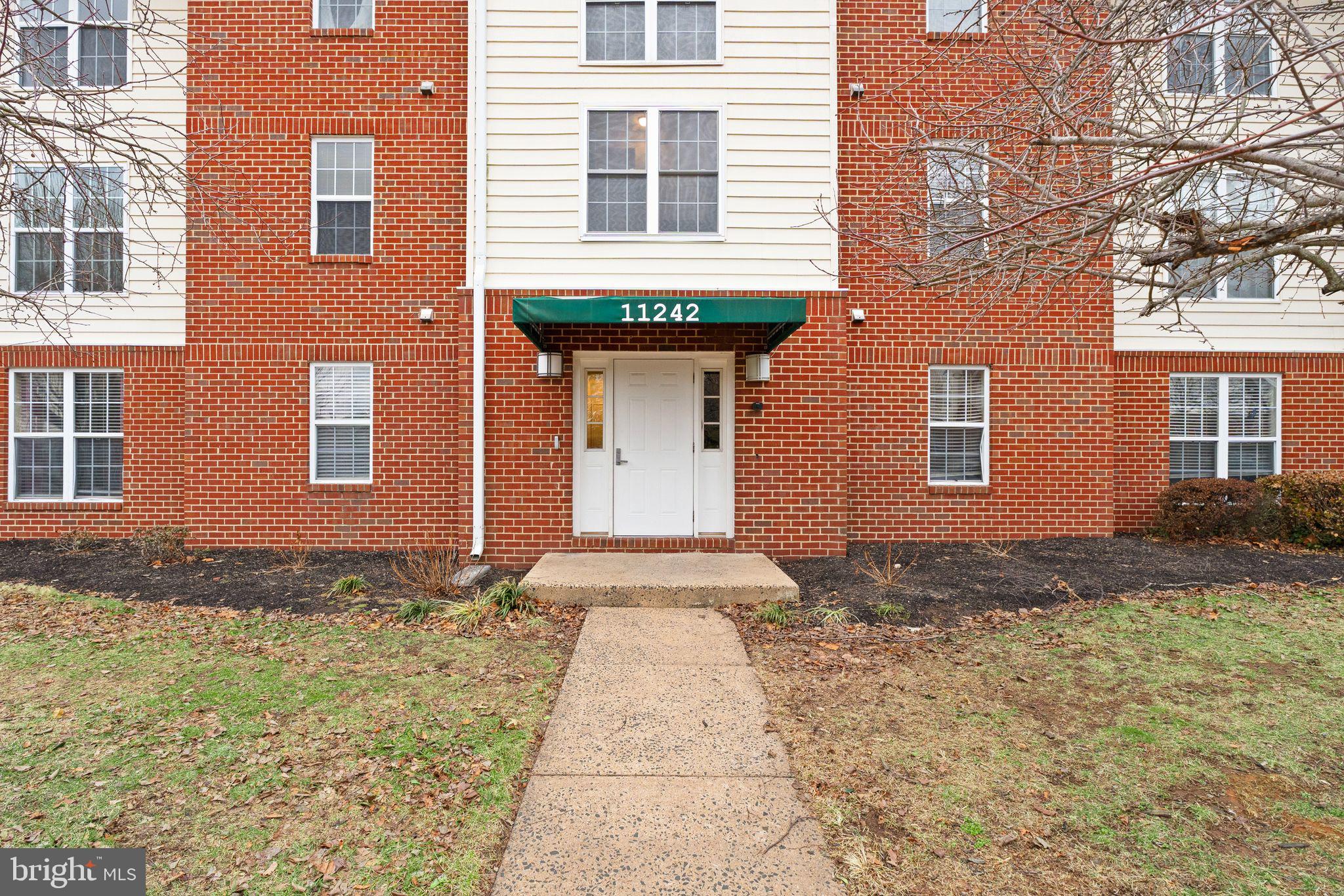 CEDAR LEE CONDOMINIUM - Residential