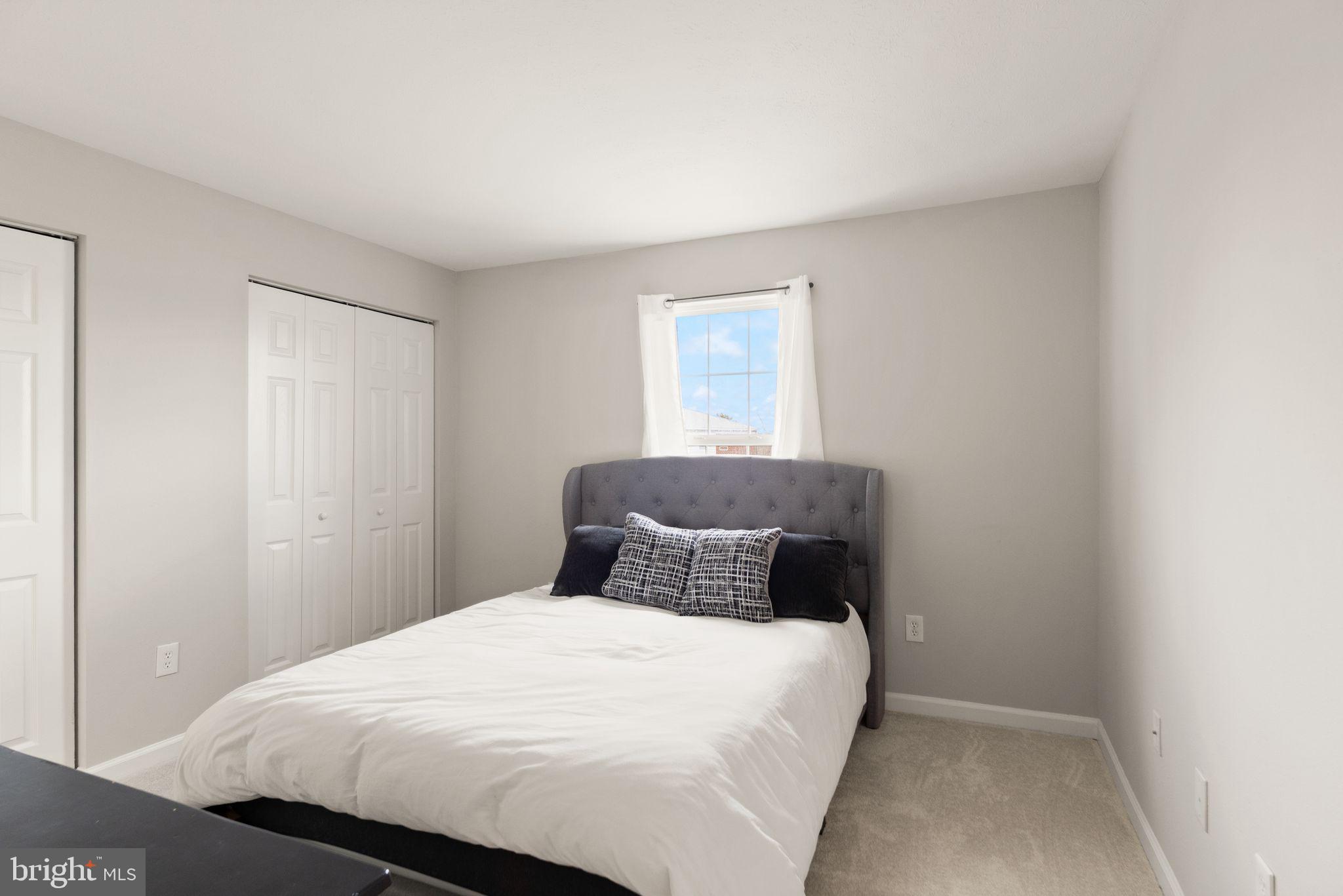 CEDAR LEE CONDOMINIUM - Residential