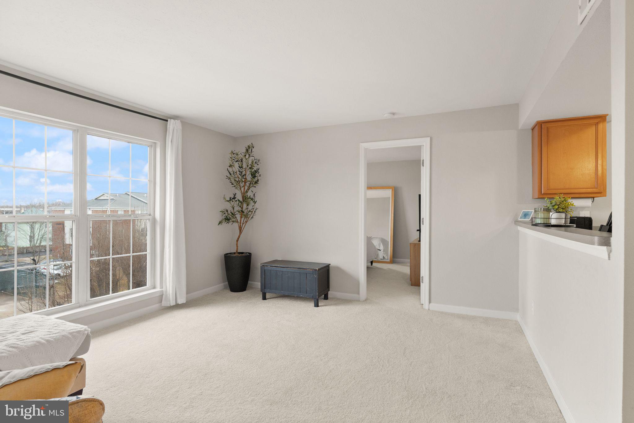 CEDAR LEE CONDOMINIUM - Residential