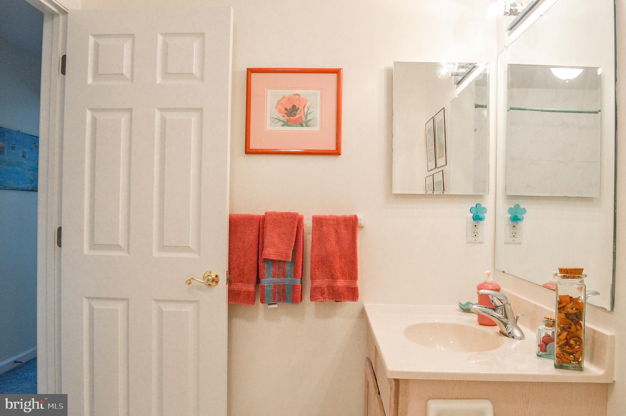 ROCK HALL LANDING - Residential