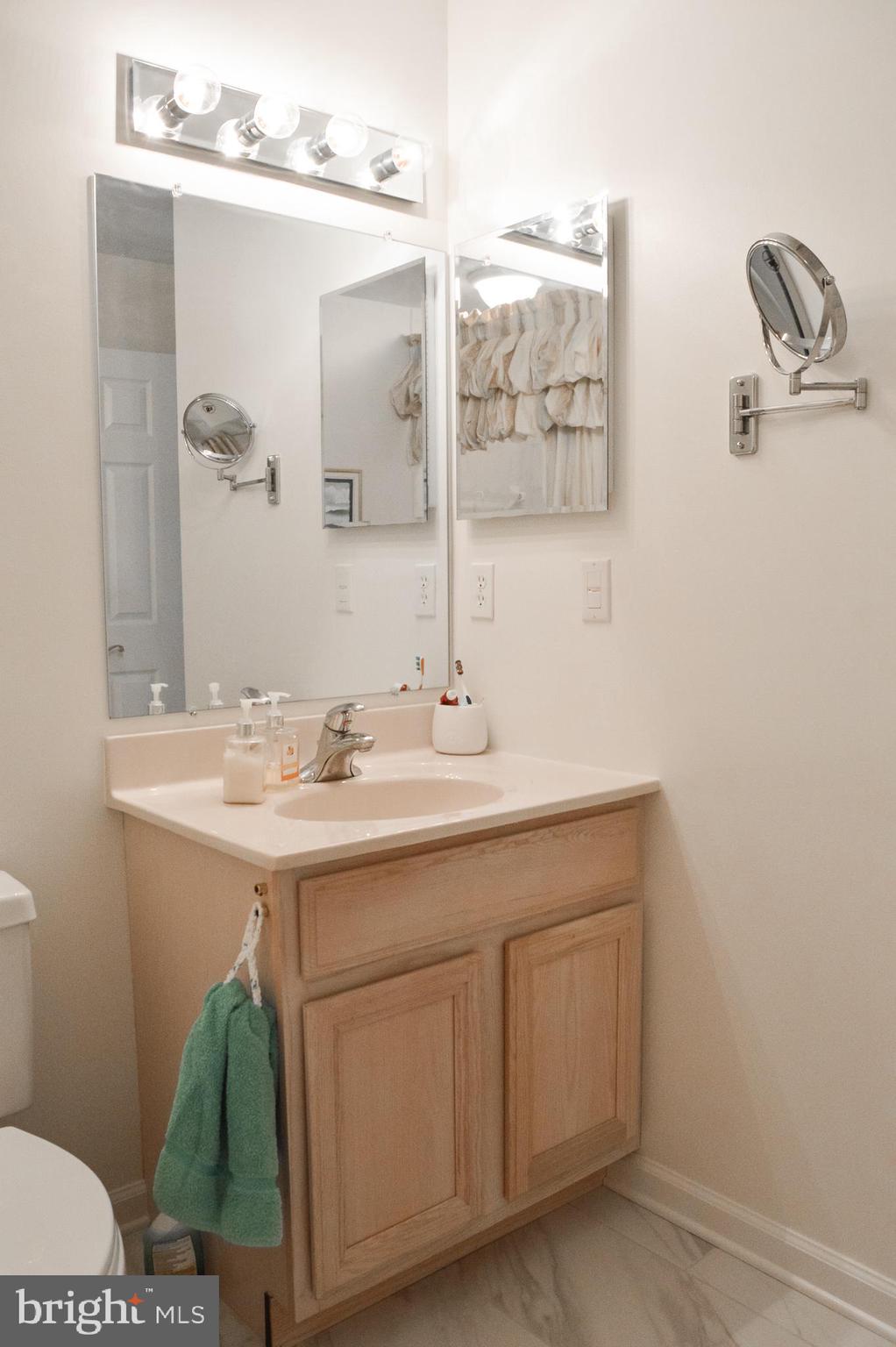 ROCK HALL LANDING - Residential