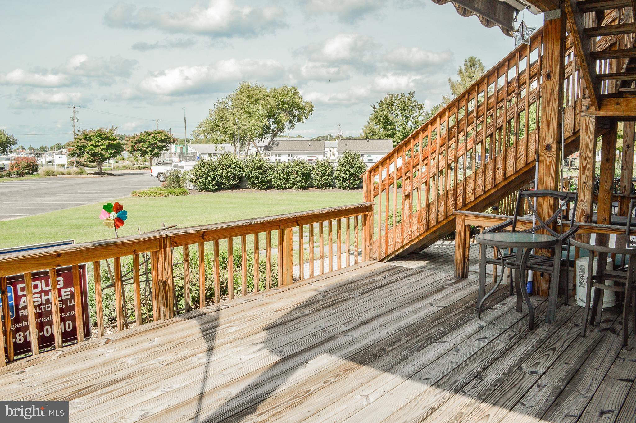 ROCK HALL LANDING - Residential