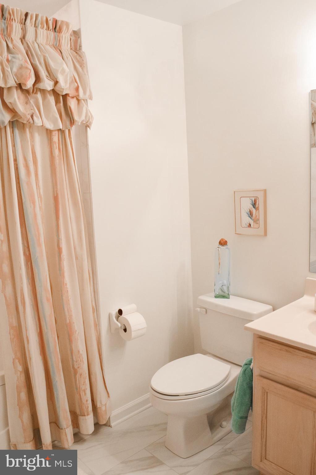 ROCK HALL LANDING - Residential