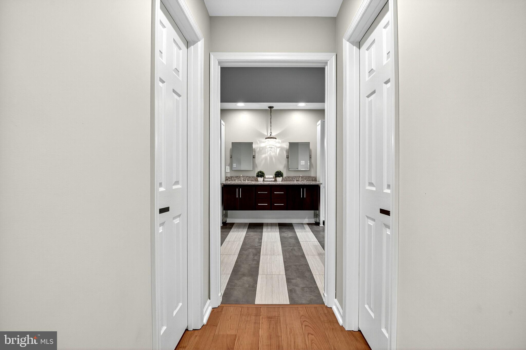 CHEVY CHASE - Residential