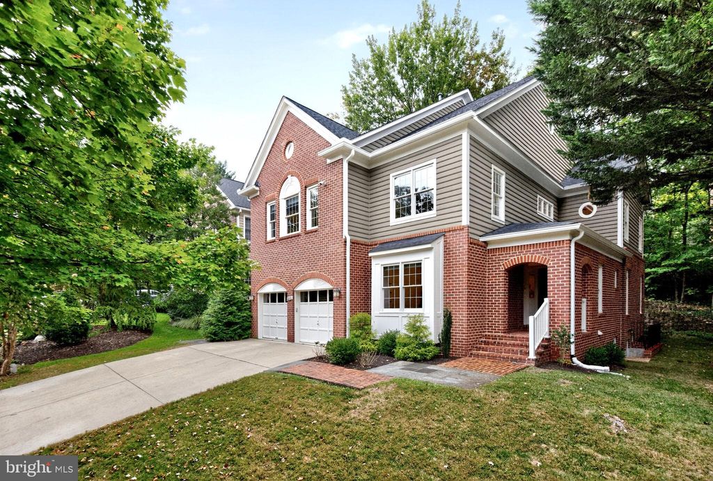 Photo of 8002 Ellingson Drive, CHEVY CHASE, MD 20815 (MLS # MDMC2201696)