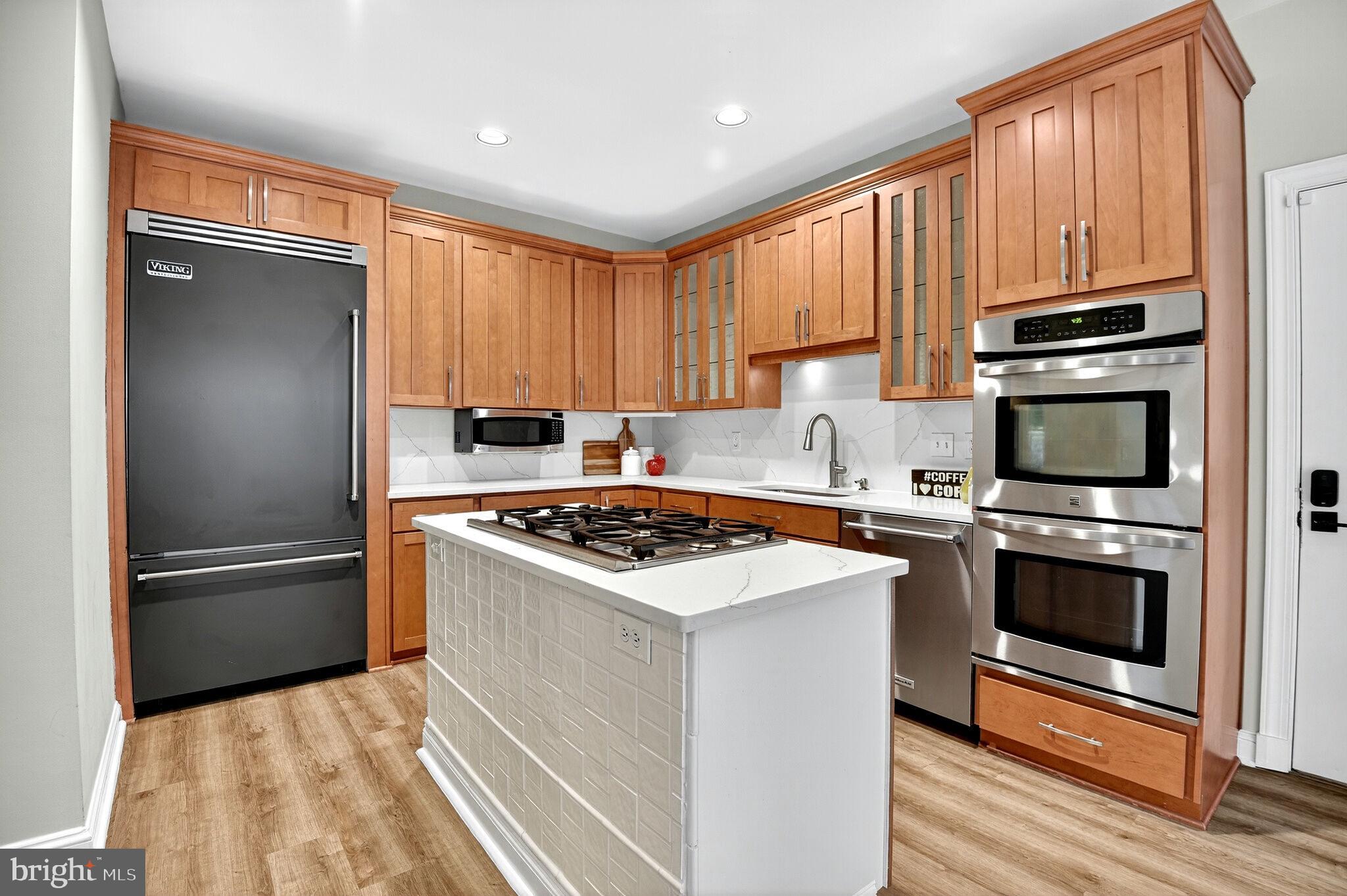 CHEVY CHASE - Residential