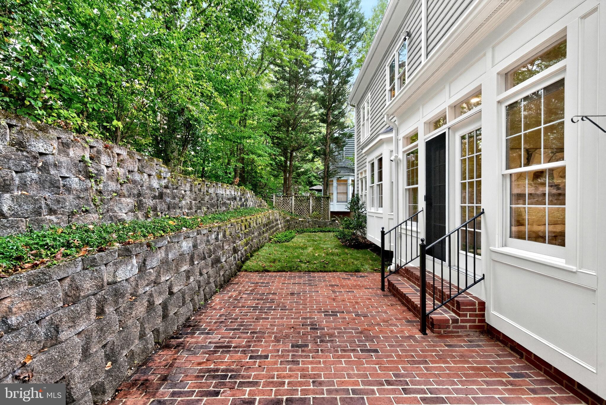 CHEVY CHASE - Residential