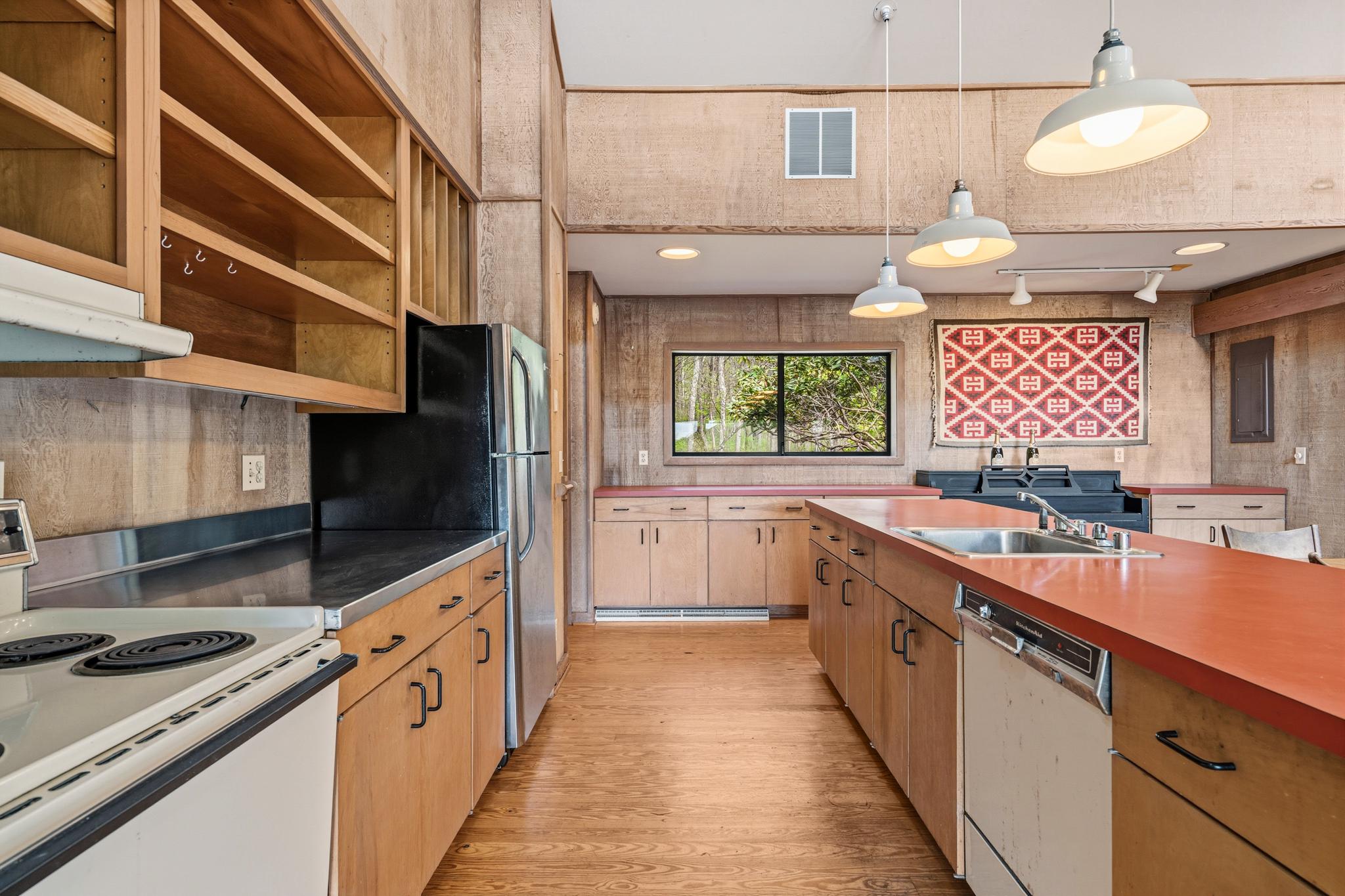 GID BROWN HOLLOW - Residential