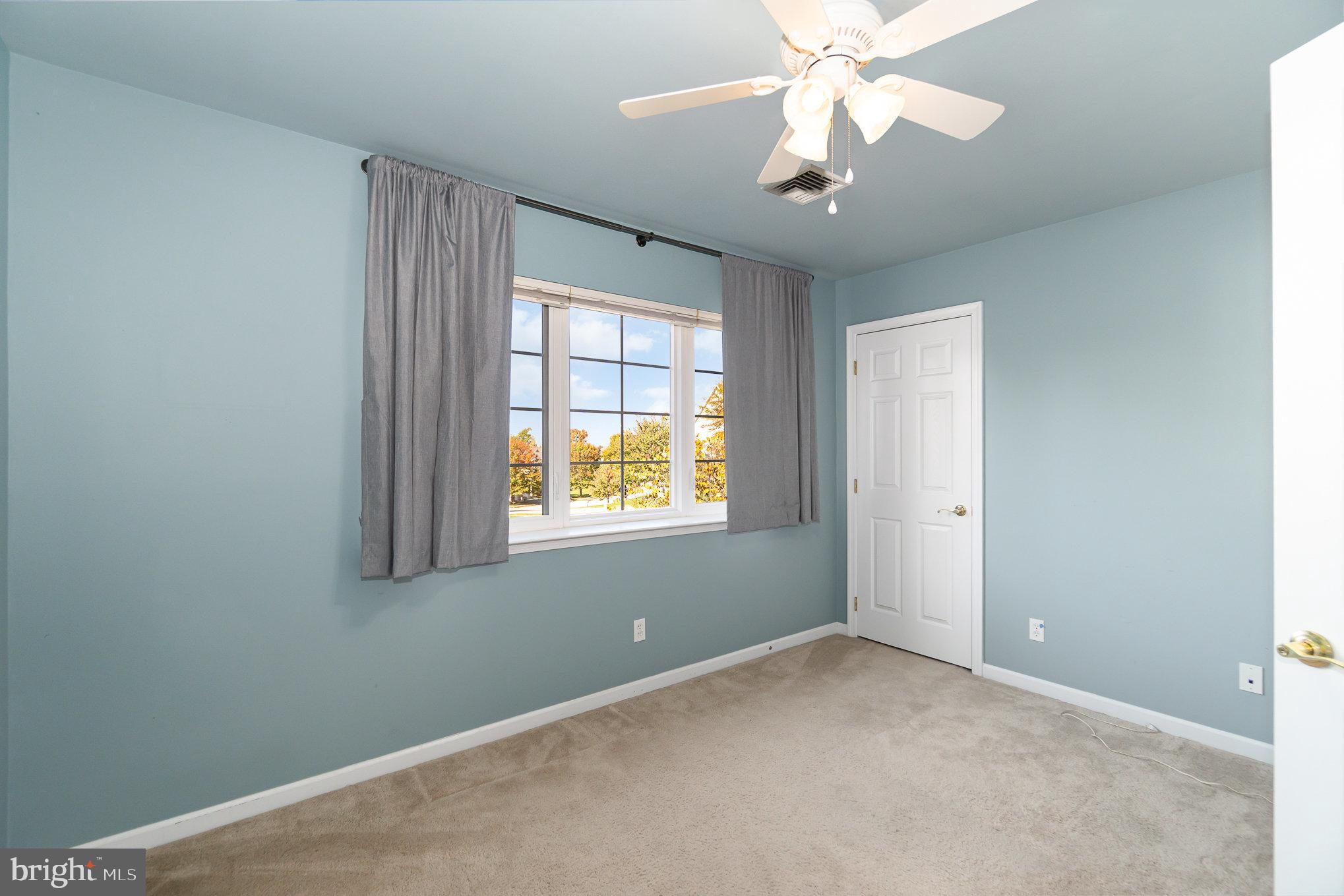 ROYAL OAKS/REGENTS GLEN - Residential