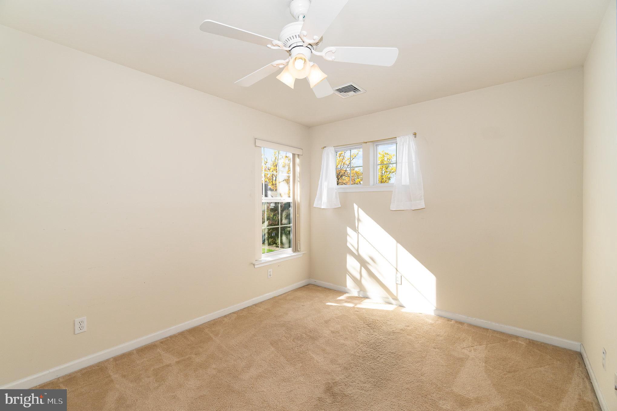 ROYAL OAKS/REGENTS GLEN - Residential