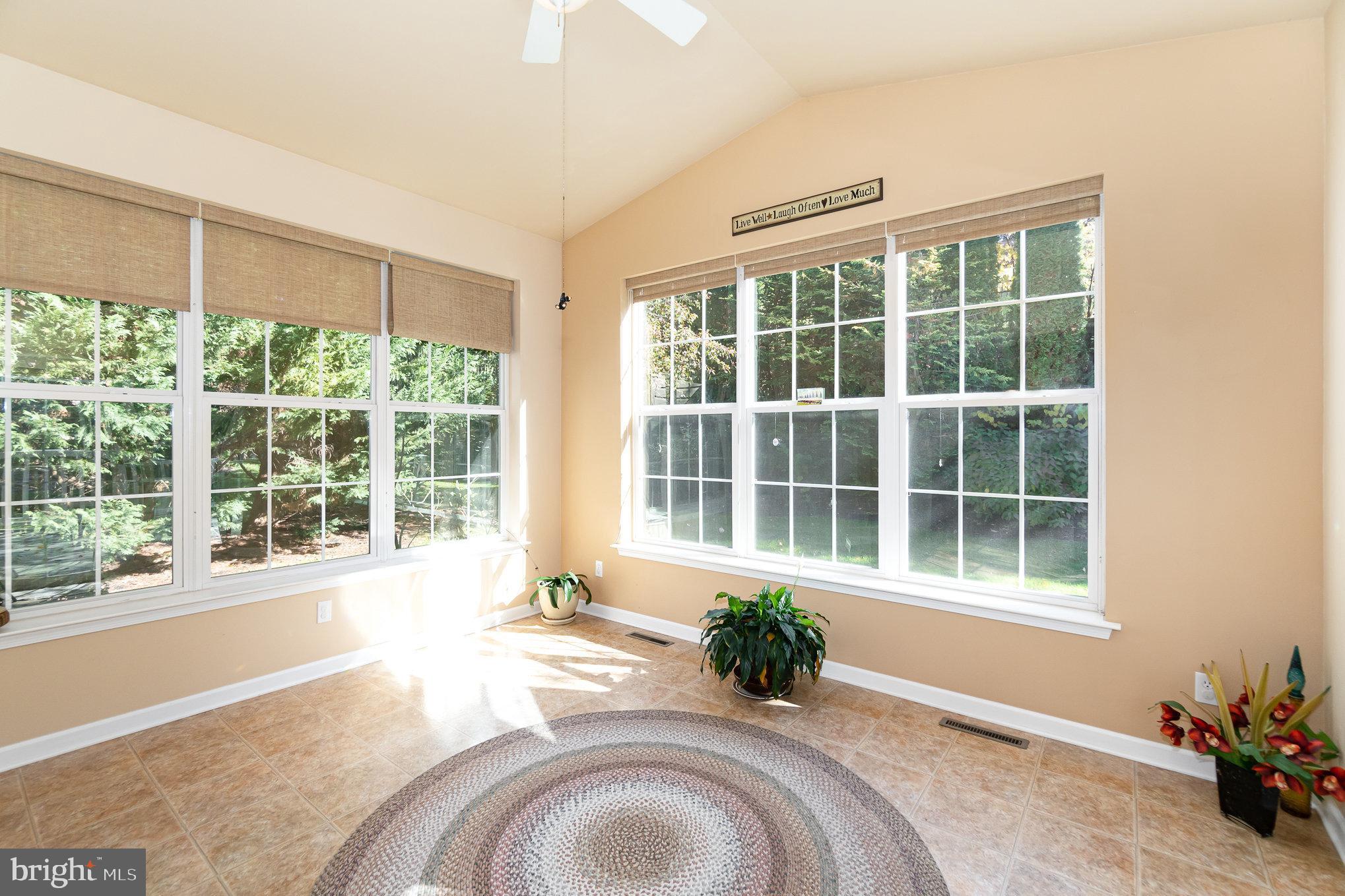 ROYAL OAKS/REGENTS GLEN - Residential