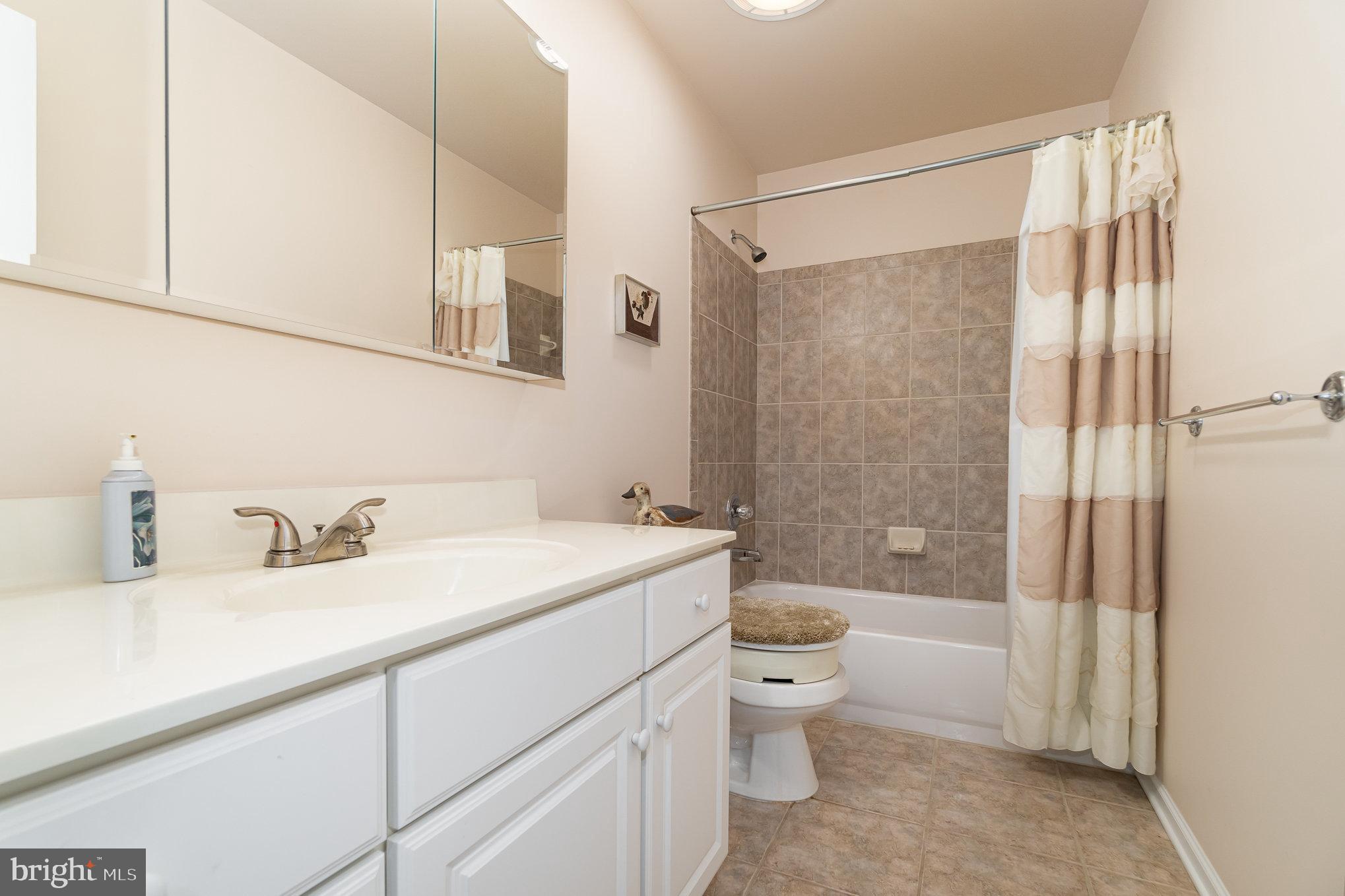 ROYAL OAKS/REGENTS GLEN - Residential