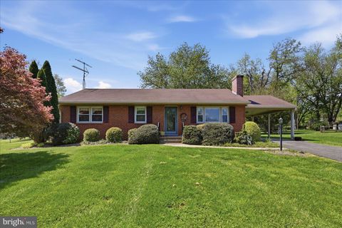 Photo of 19303 Gleedsville Road, LEESBURG, VA 20175 (MLS # VALO2123680)