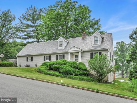 Photo of 444 S PRESIDENT AVE, LANCASTER, PA 17603 (MLS # PALA2036898)