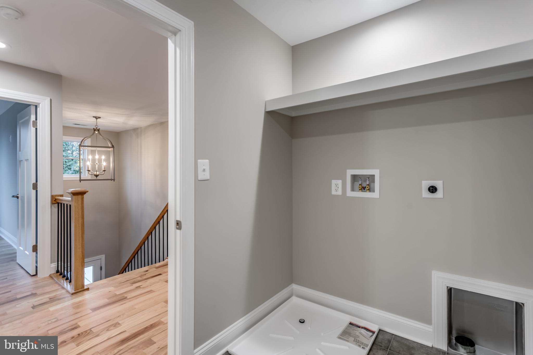 HANDLEY HEIGHTS - Residential