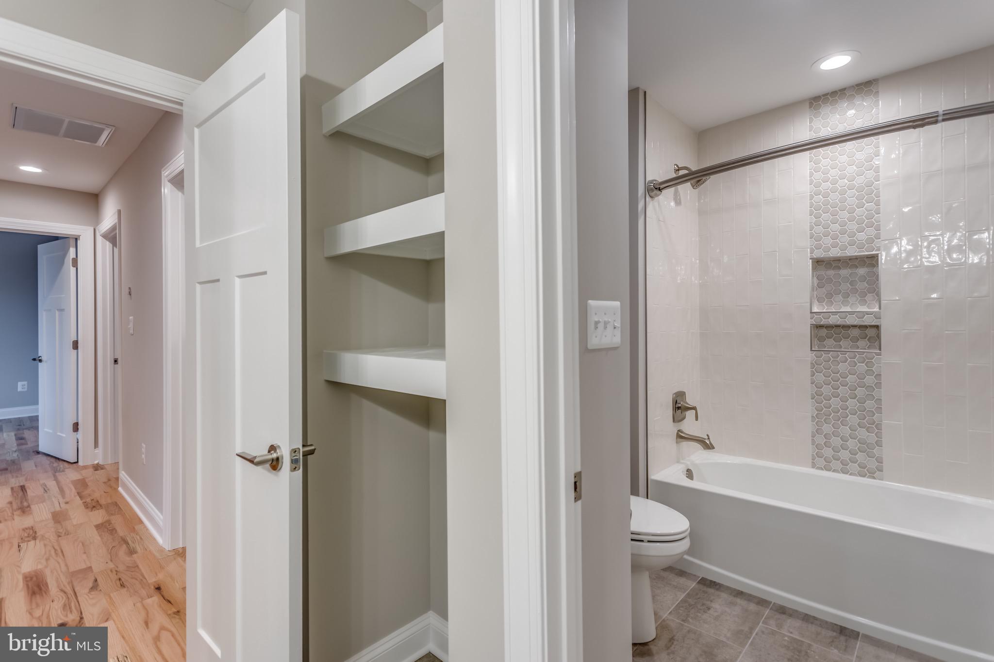 HANDLEY HEIGHTS - Residential