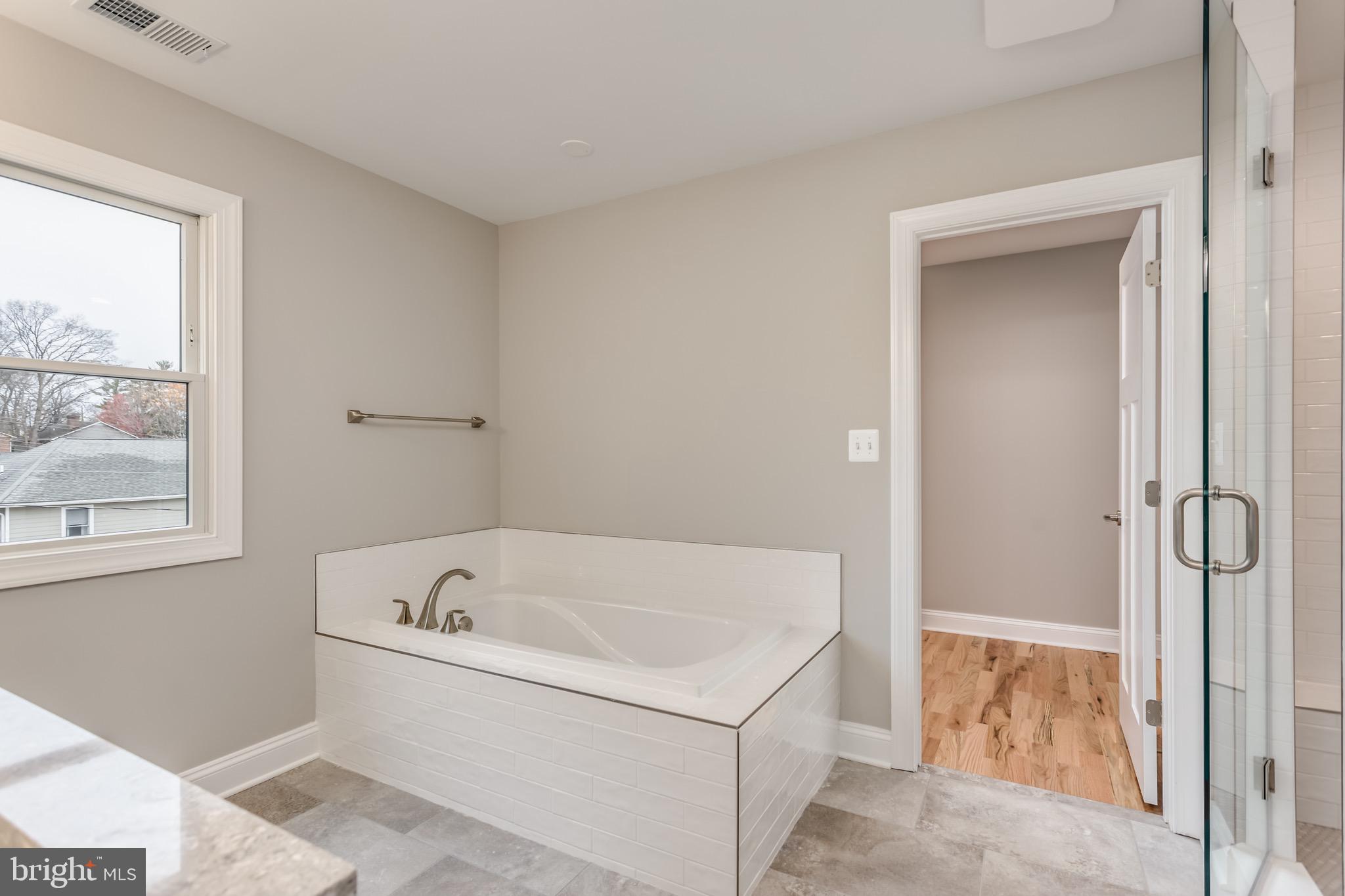 HANDLEY HEIGHTS - Residential