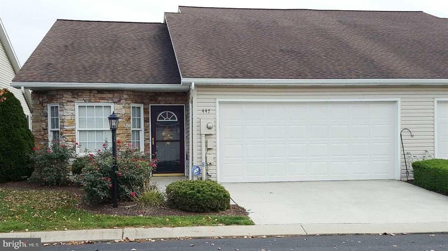GREAT CONDO IN VERY DESIRABLE LOCATION.  PLEASANT LAYOUT, 2 BEDROOMS ON 1ST LEVEL, 1.5 BATHS, LARGE 2ND LEVEL BEDROOM WITH WALK IN CLOSET & FULL BATH, COVERED PATIO, LARGE KITCHEN WITH APPLIANCES.