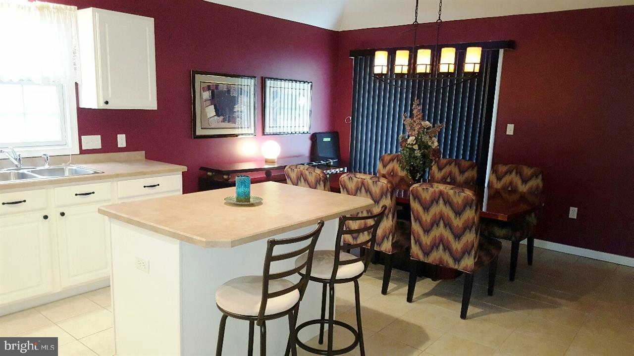 NORTH POINTE - Residential