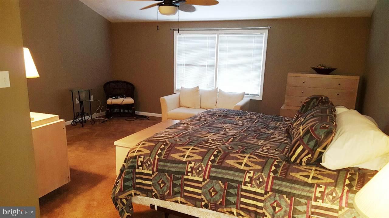 NORTH POINTE - Residential