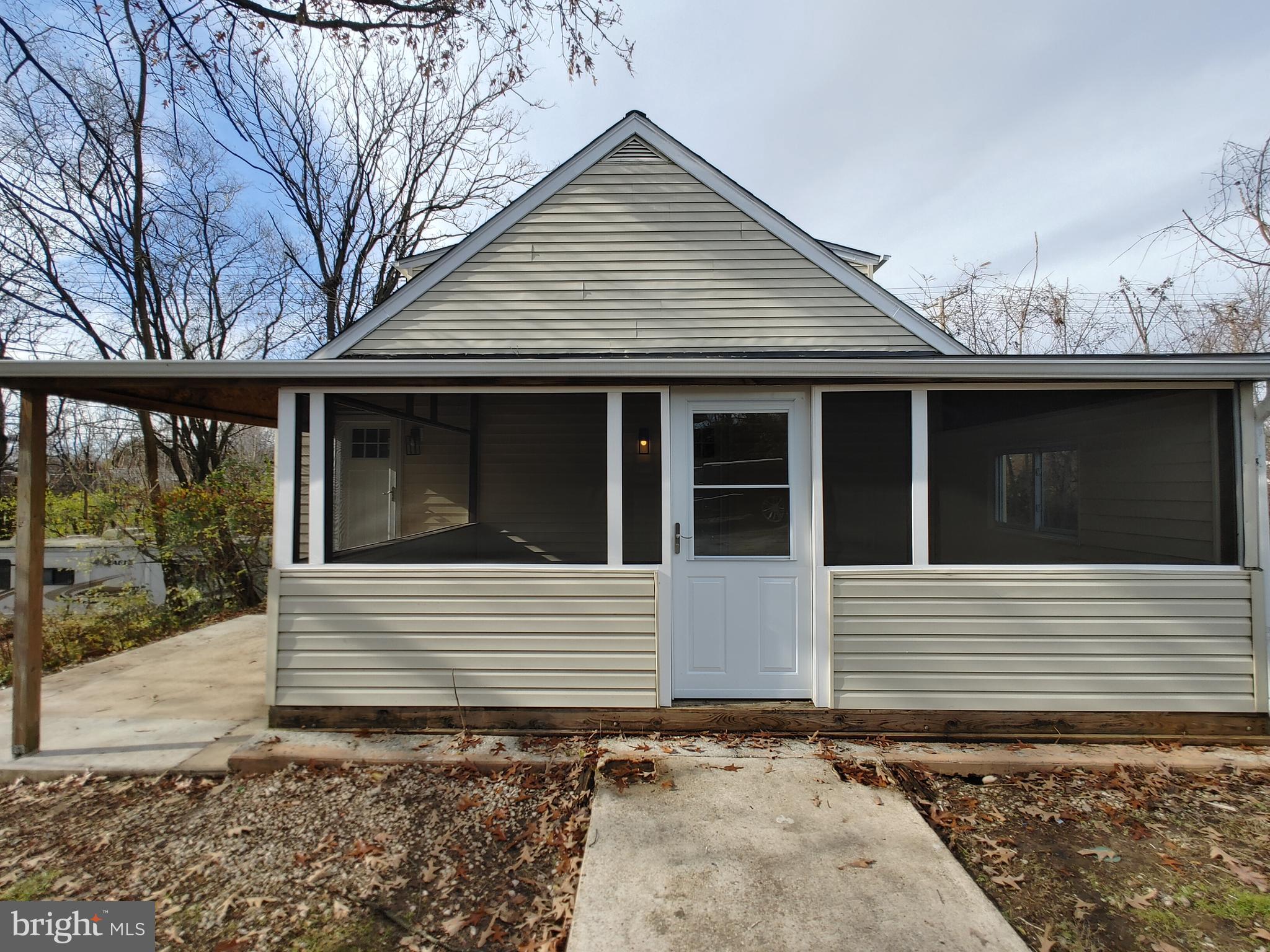 BALTIMORE HIGHLANDS - Residential