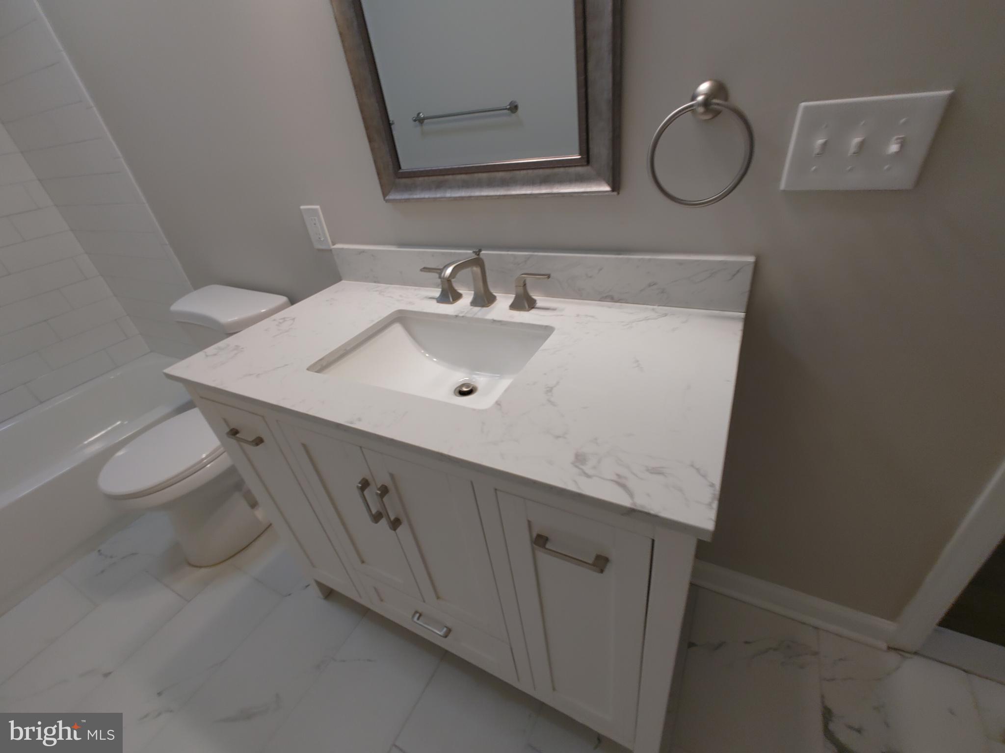 BALTIMORE HIGHLANDS - Residential