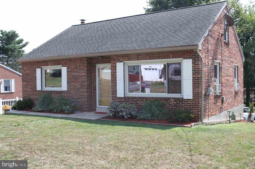 Sweet Cape Cod, 3BRS, 1BA, LR, EIK, Rec Rm in BSMT, 3/4BA in BSMT.  Hdwd flrs thru-out, new KIT flr, newer windows & roof, freshley painted, 1-car GAR, appliances convey.