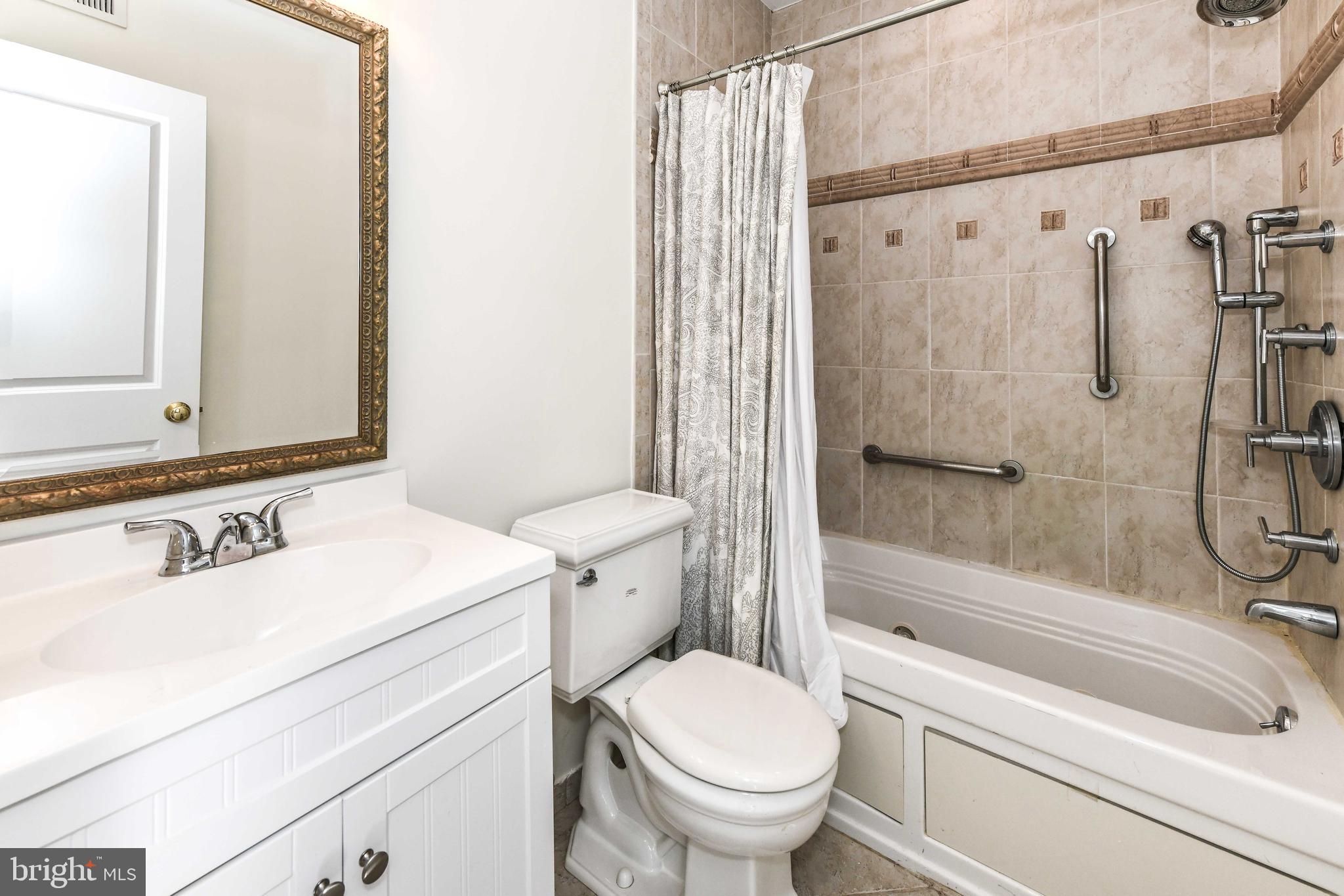 GOULDMAN ACRES - Residential