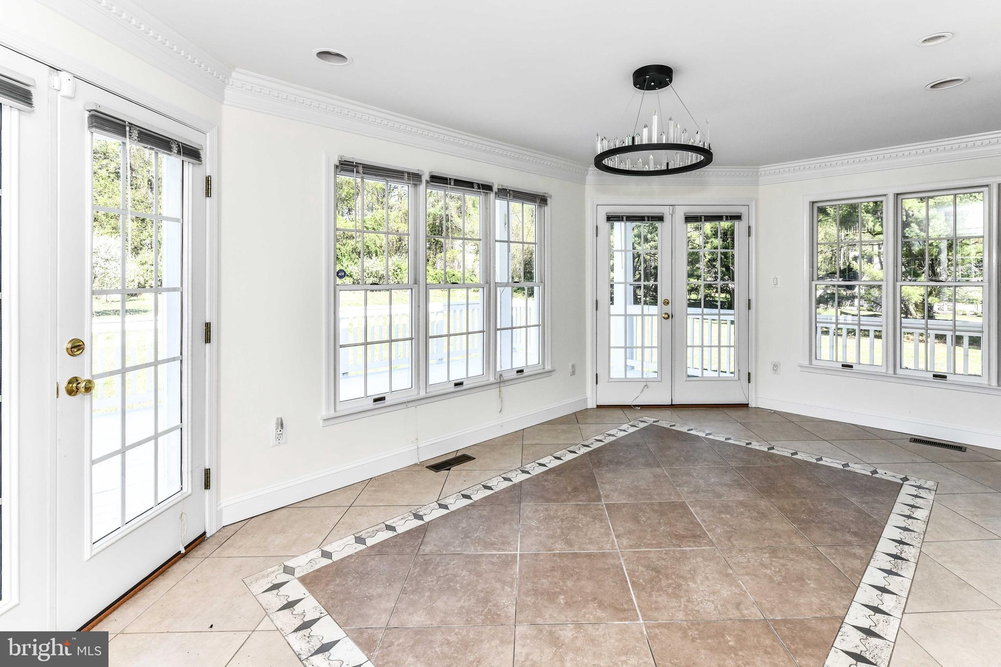 GOULDMAN ACRES - Residential