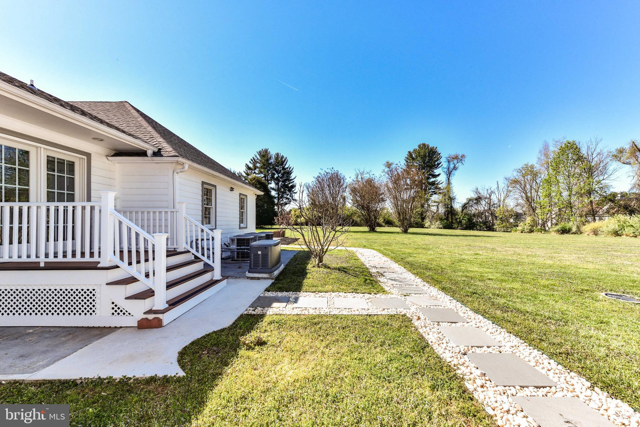 GOULDMAN ACRES - Residential