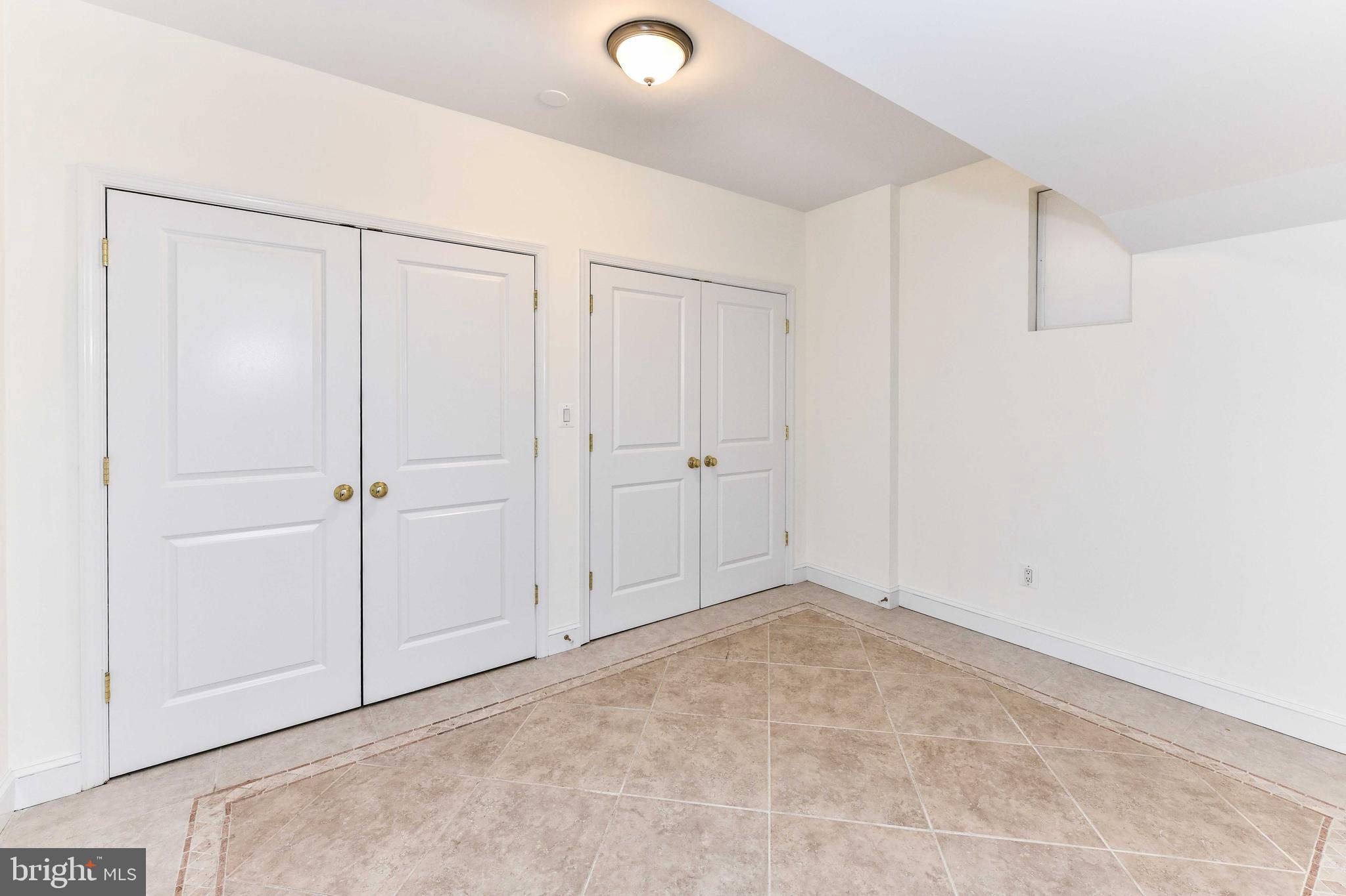 GOULDMAN ACRES - Residential