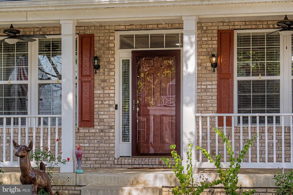 Photo of 15198 Jennerette Lane, WOODBRIDGE, VA 22193 (MLS # VAPW2132040)