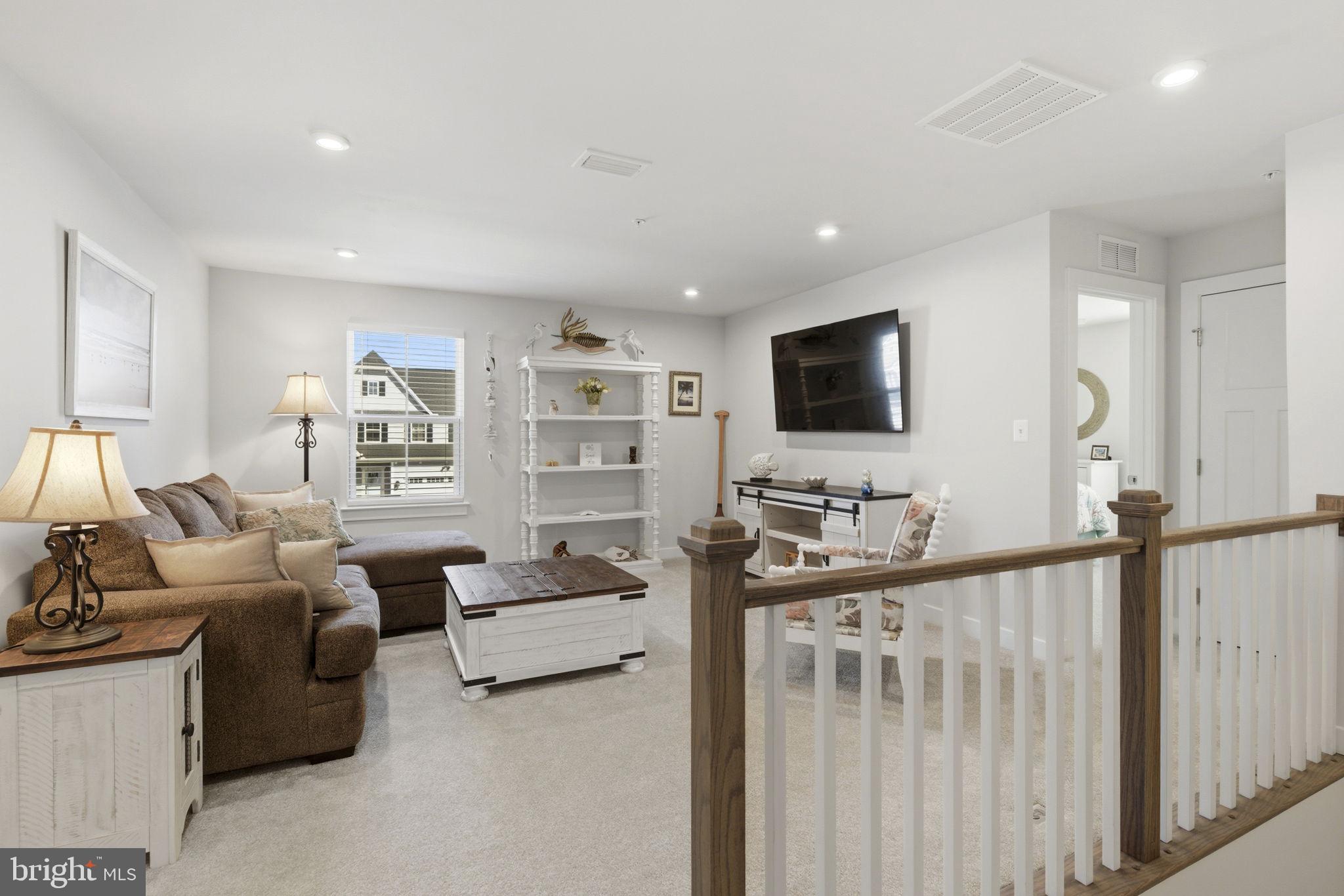 GILBERT MEADOWS - Residential