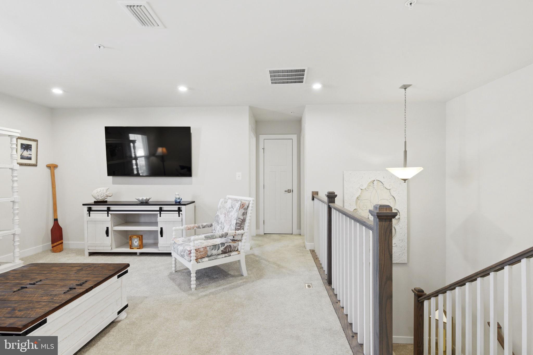 GILBERT MEADOWS - Residential