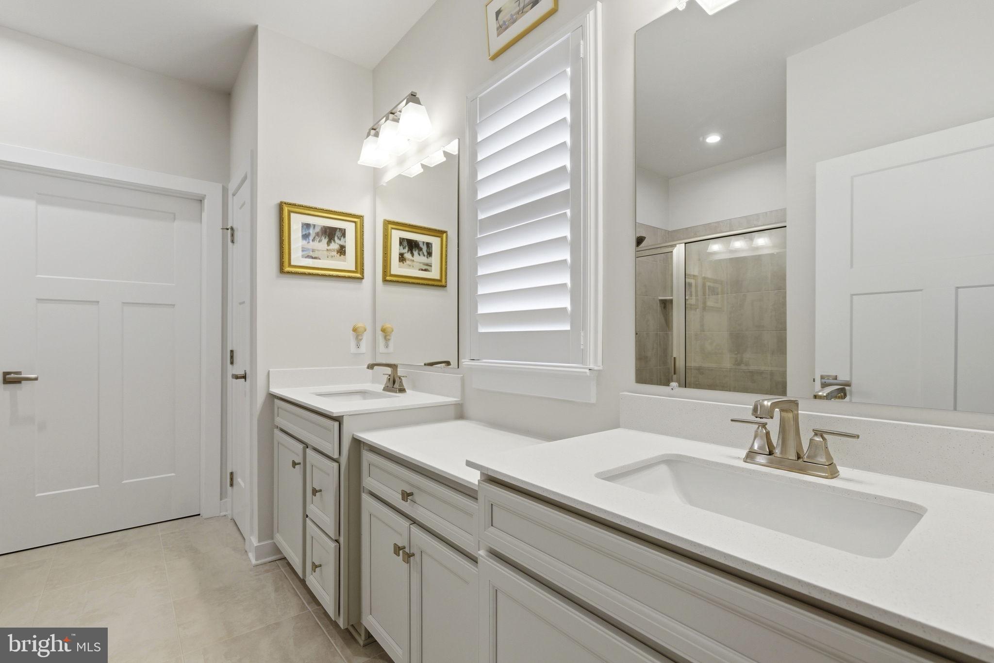 GILBERT MEADOWS - Residential