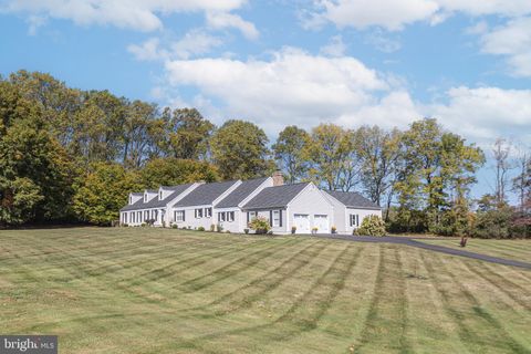 6698 BROWNSTONE DRIVE NEW HOPE PA 18938
