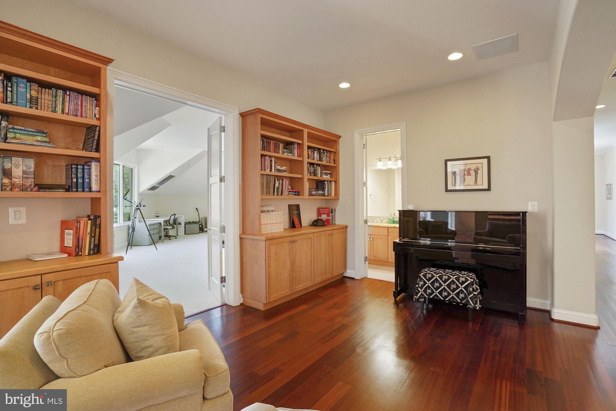 BLACK RIFFLES ESTATES - Residential