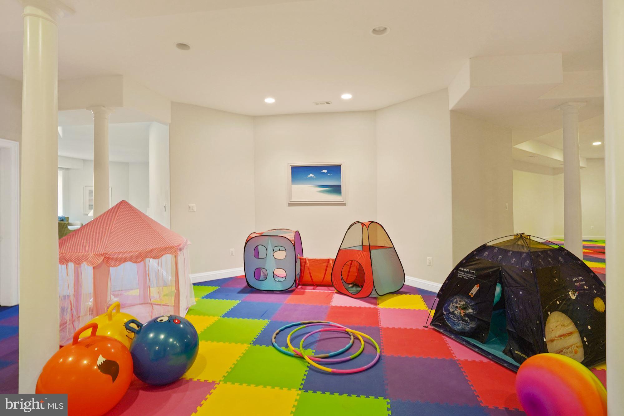 BLACK RIFFLES ESTATES - Residential