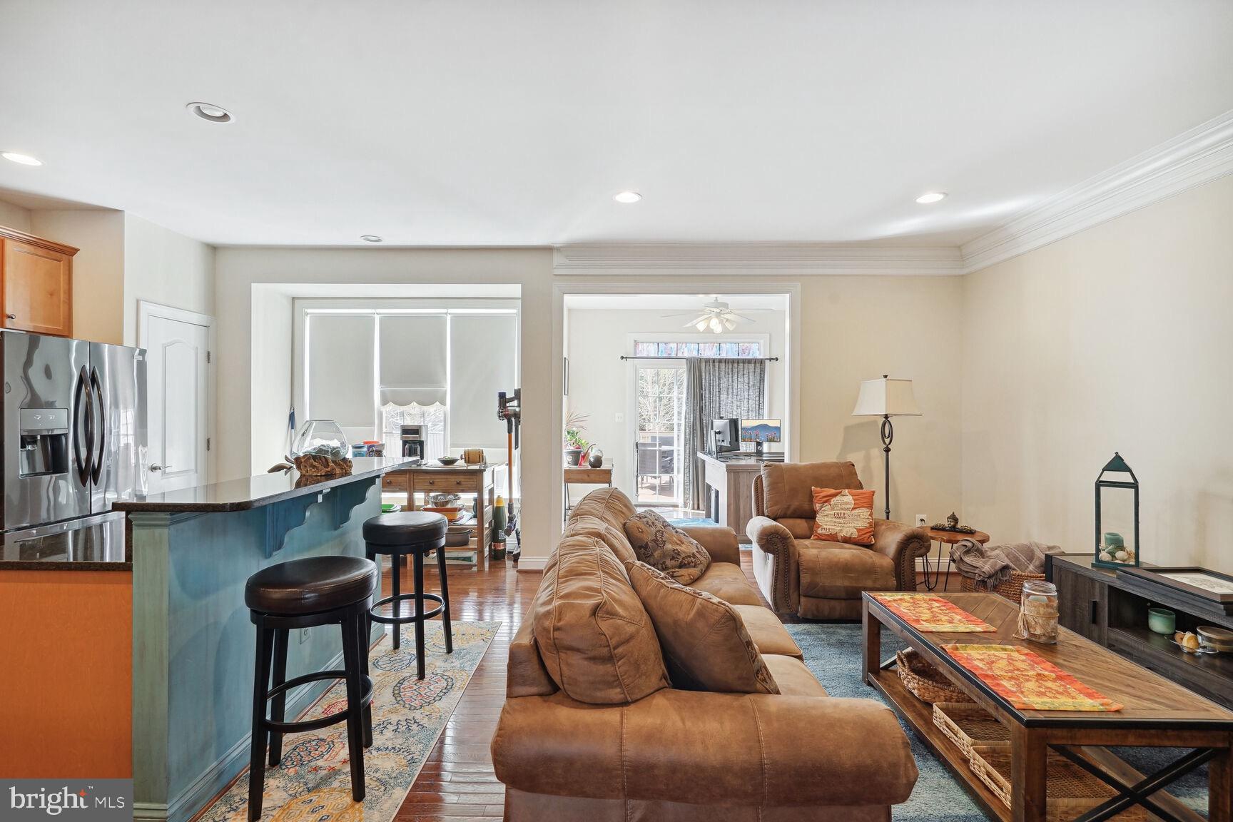 SADDLE RIDGE - Residential