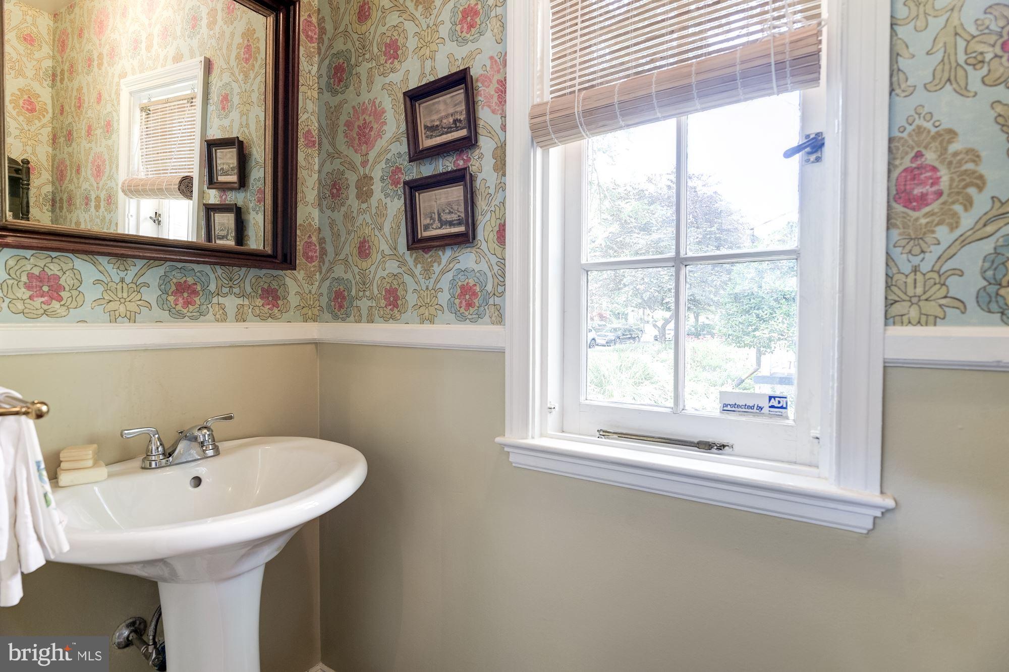 GREATER HOMELAND HISTORIC DISTRICT - Residential