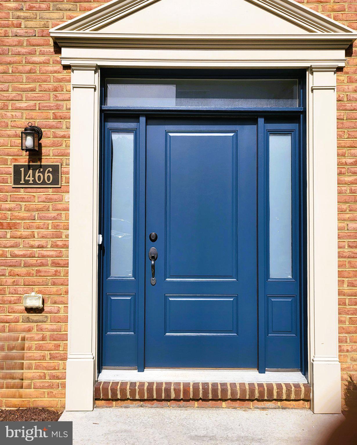 1466 TRAFALGAR LANE