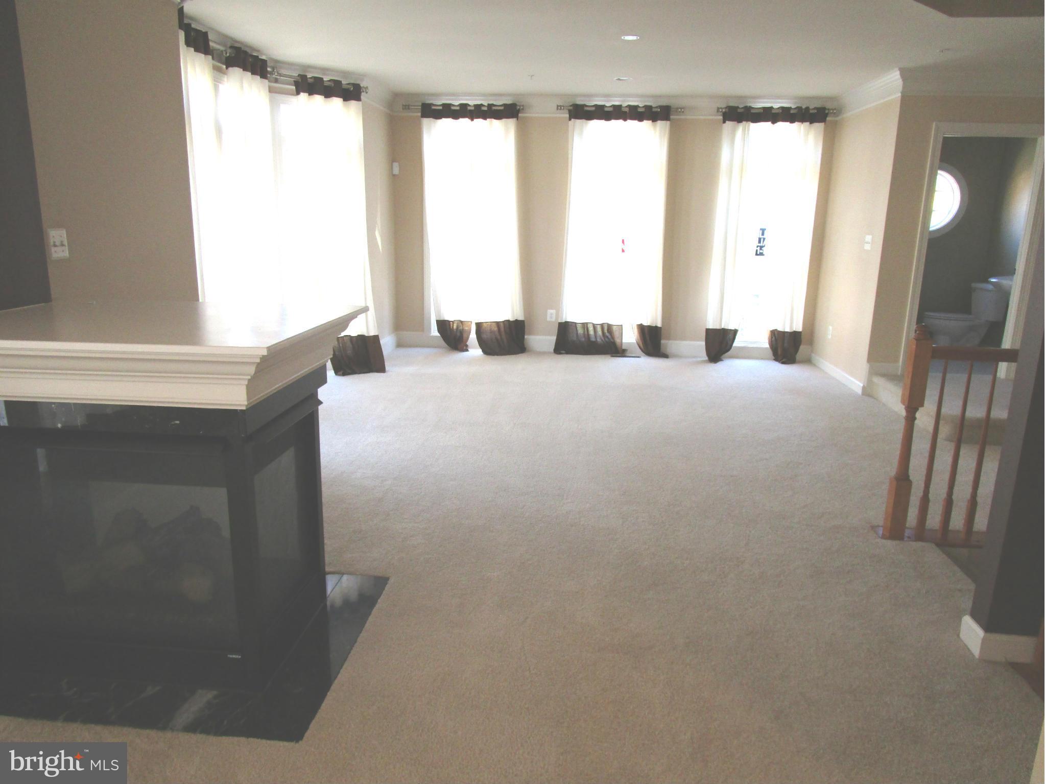 MAPLE RIDGE - Residential Lease