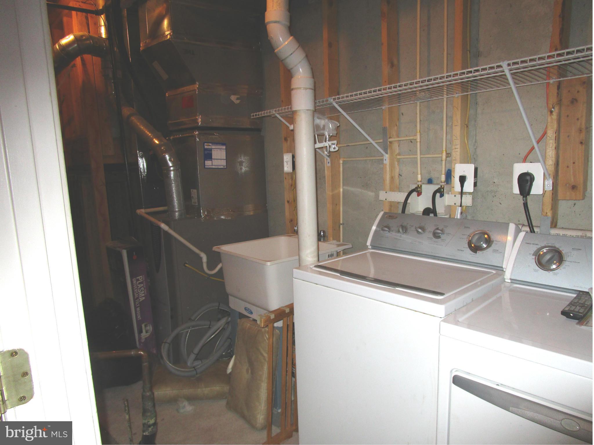 MAPLE RIDGE - Residential Lease