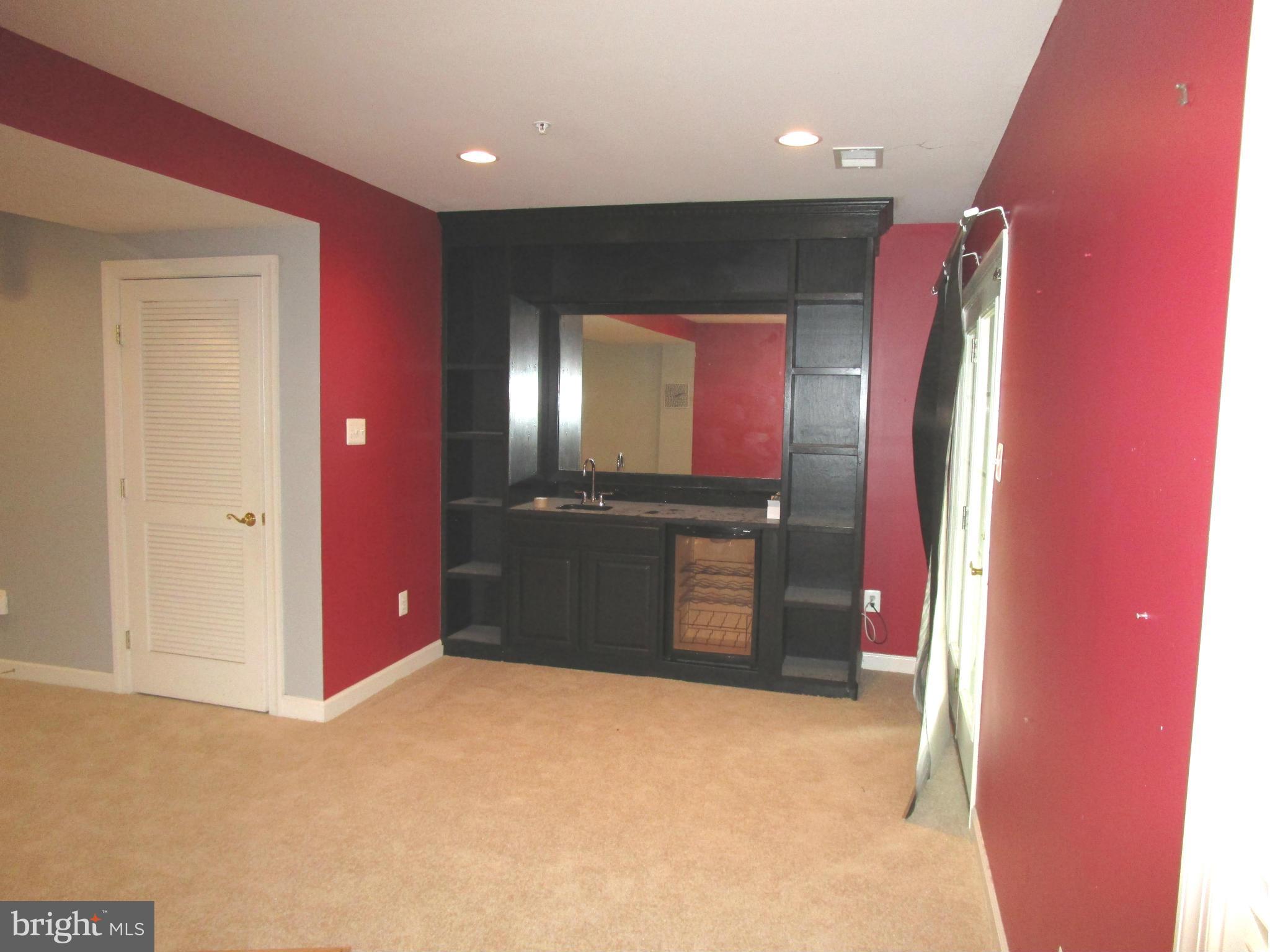 MAPLE RIDGE - Residential Lease